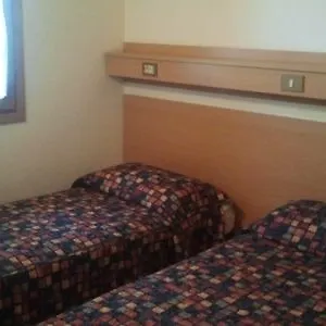Tahiti Camping And Thermae Bungalow Park 3*, Comacchio Włochy